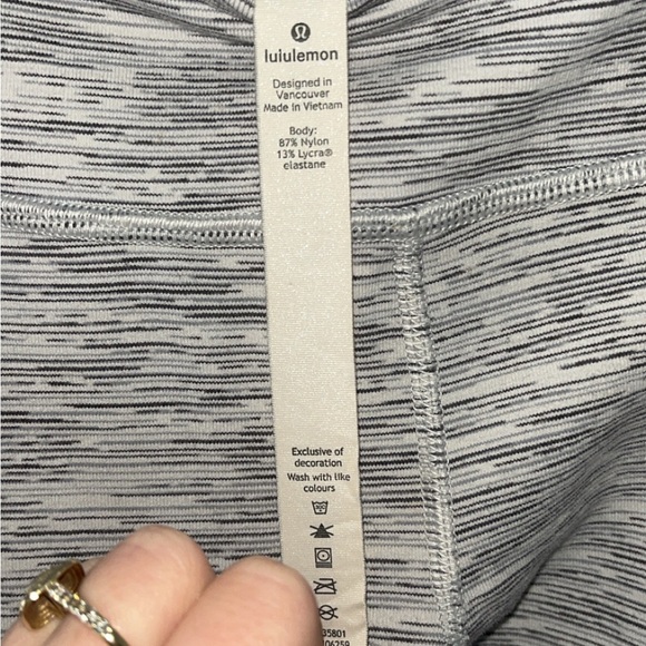 Lululemon Wunder Size 4 Grey - Picture 5 of 6